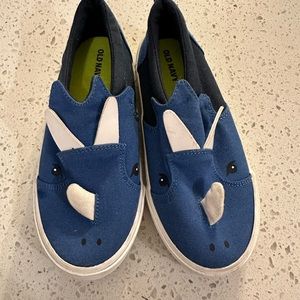 Old Navy Slip on Dino Shoes Size 10